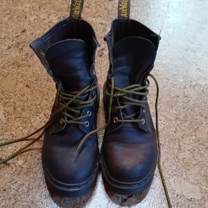 Dr. Martens Vintage Made In England  Crazy Horse Brown Leather Boots UK Size 7